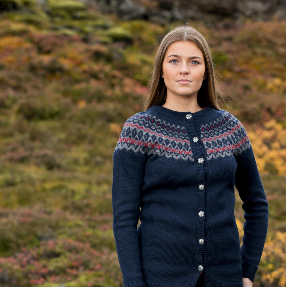 ÁSTHILDUR 北欧风格美利诺羊毛开衫中长款