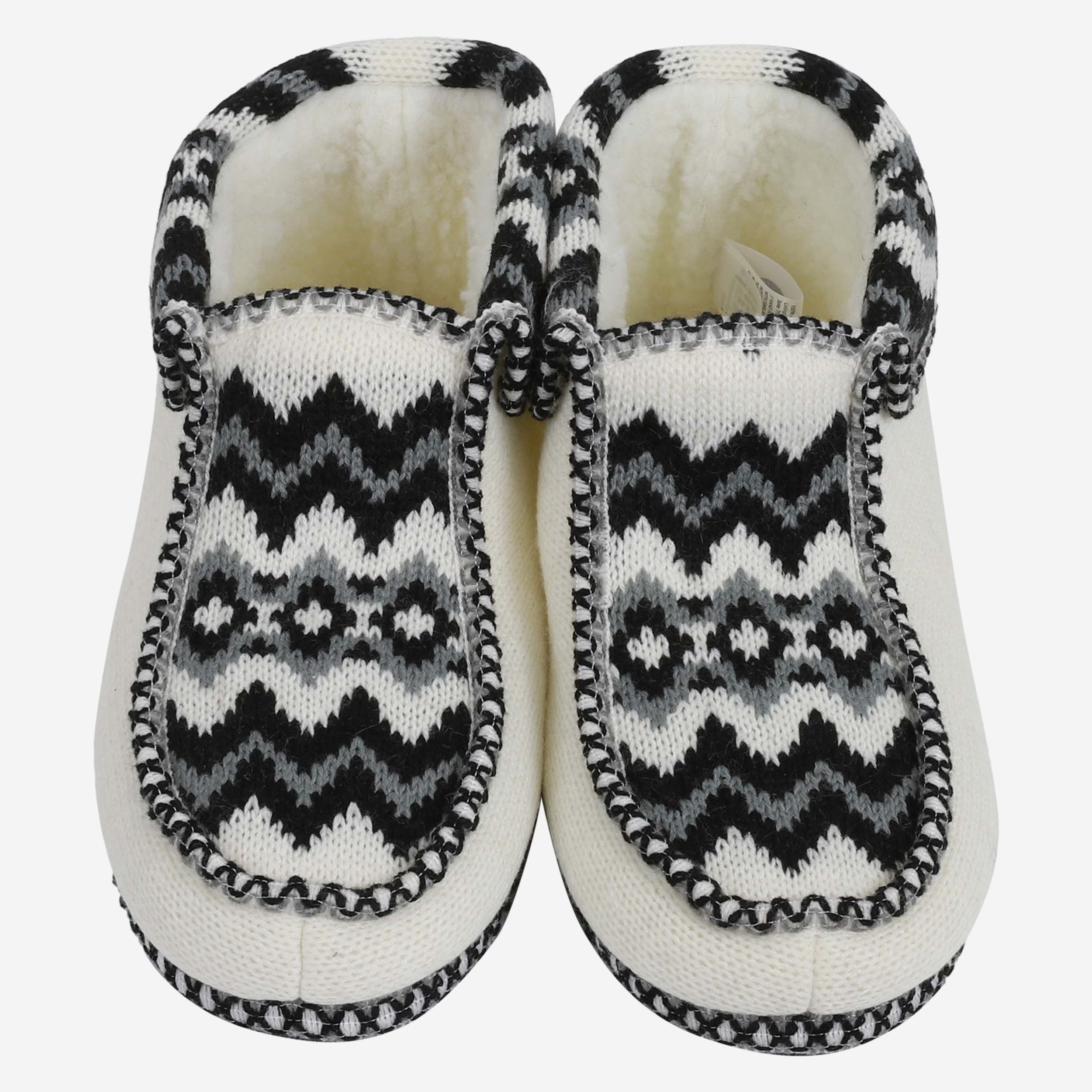 Skálavík knitted Nordic slippers
