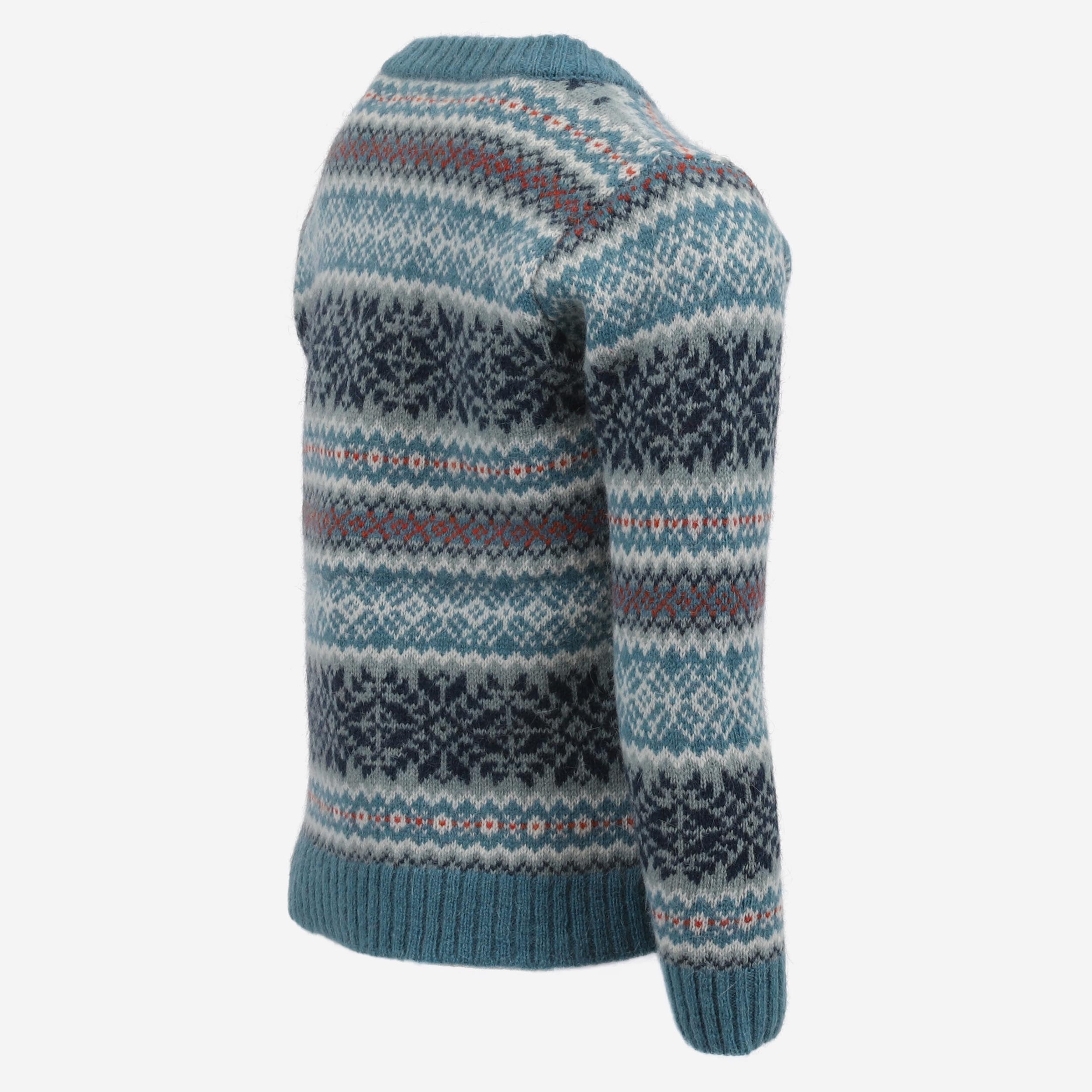Urður Cardigan en Laine Angora