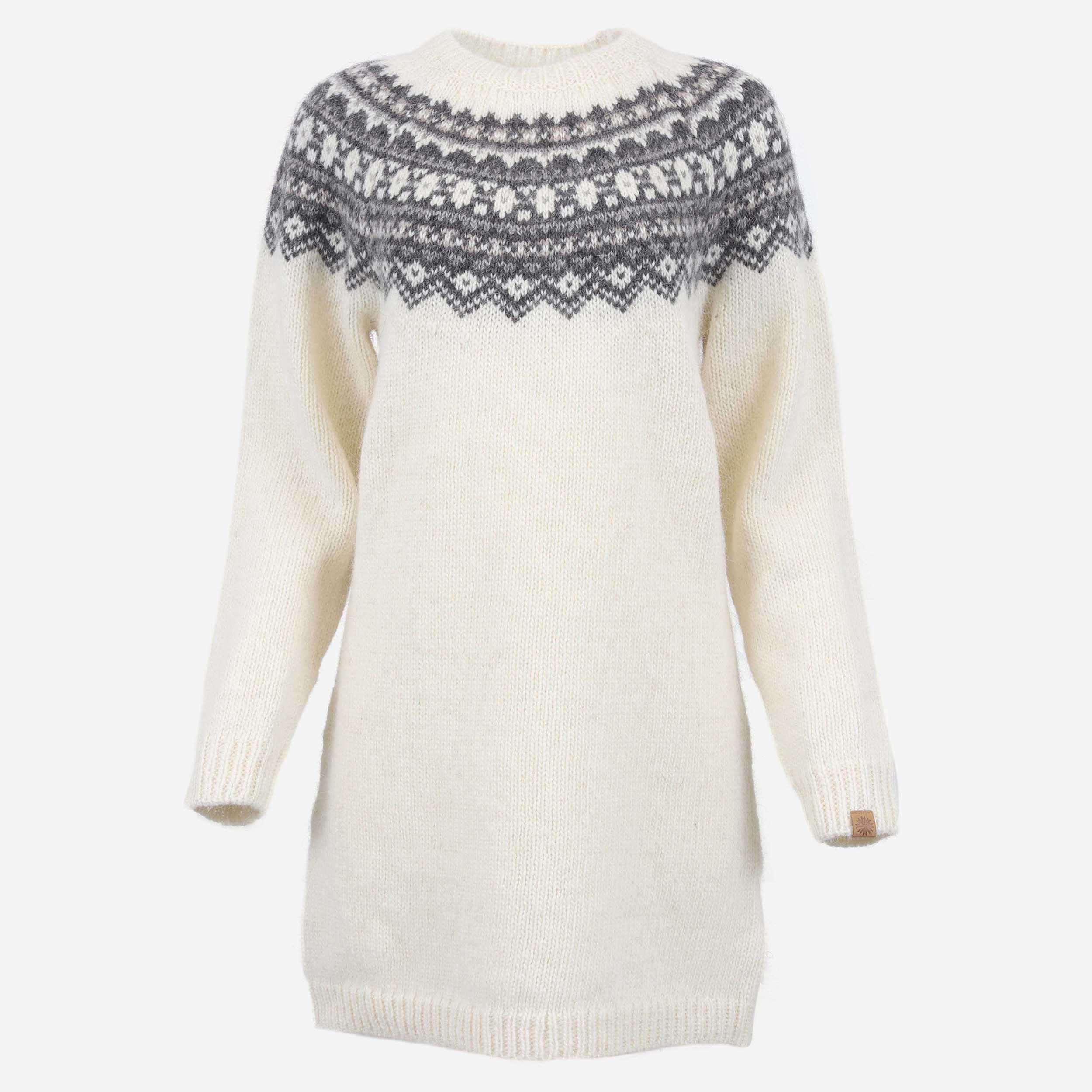 Fróðný long wool sweater 